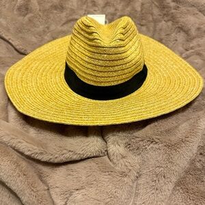 Kensie Straw Sun Hat - New With Tags